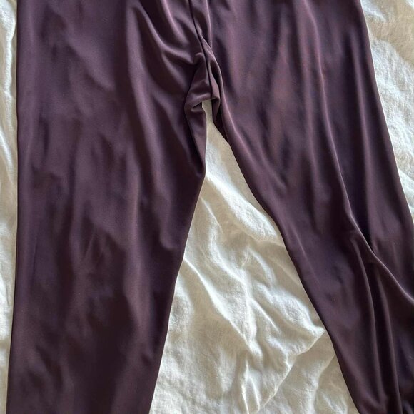 Diana Gallesi Aubergine Satin-Finish Tapered Jogger Pants with Ribbon Tie – US 8 - Picture 5 of 7